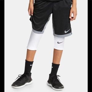 Nike Big Boys Three-Quarter
Athletic Tights